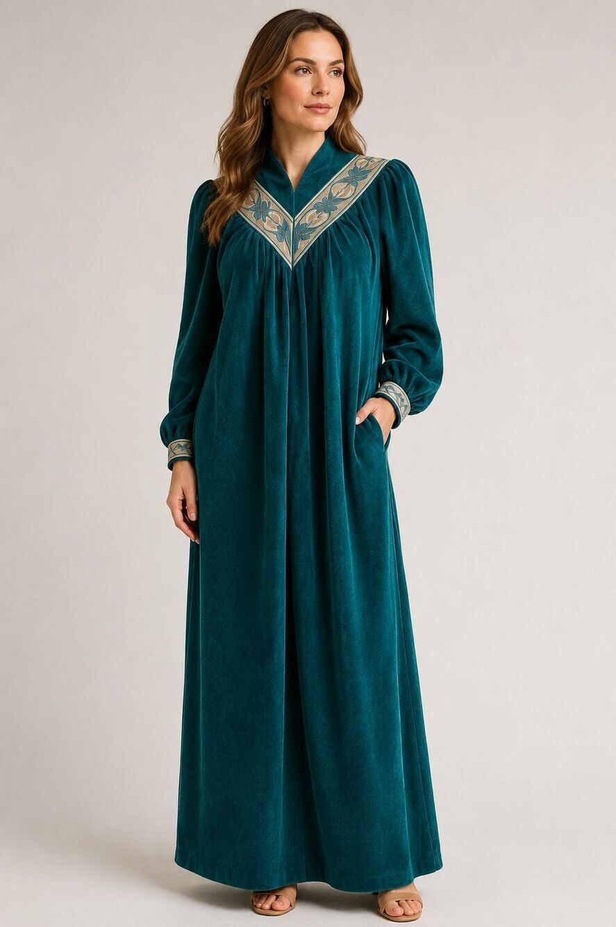 Vintage Vanity Fair Emerald Green Embroidered Fleece Maxi House Coat Robe S